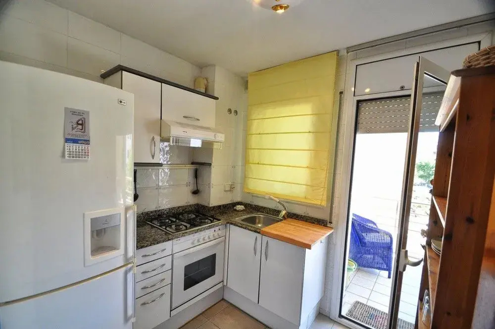 2BR Center & Swimming Pool