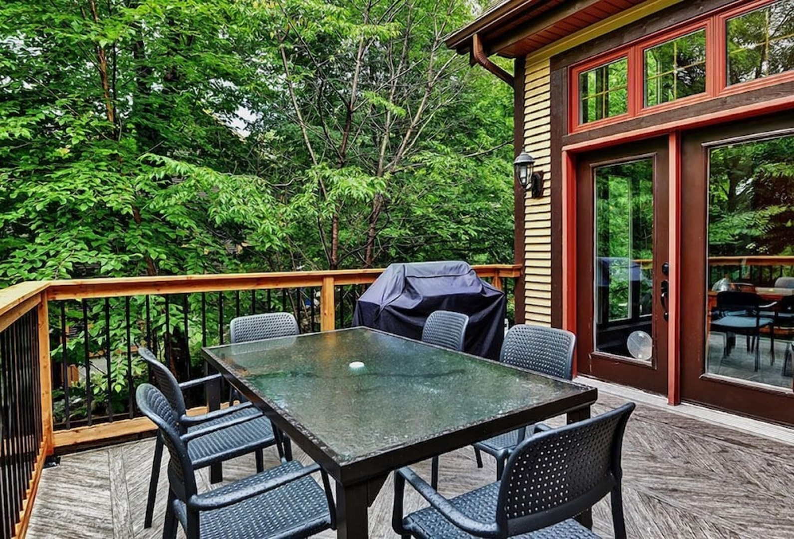 Rare CITQ (240284) 4 Star Mountain Chalet