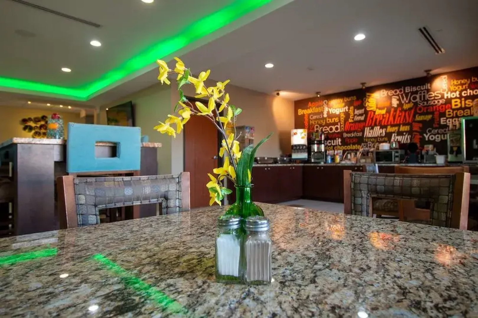 Surestay Plus Hotel By Bw Owasso Tulsa North