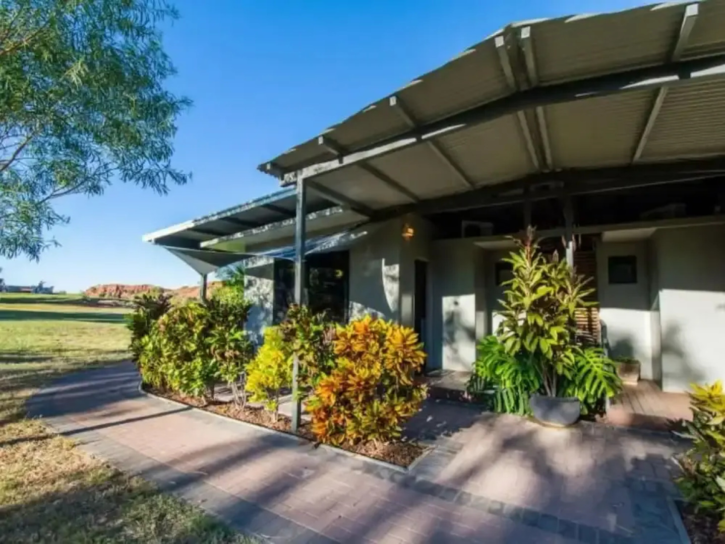 Discovery Resorts- Lake Argyle