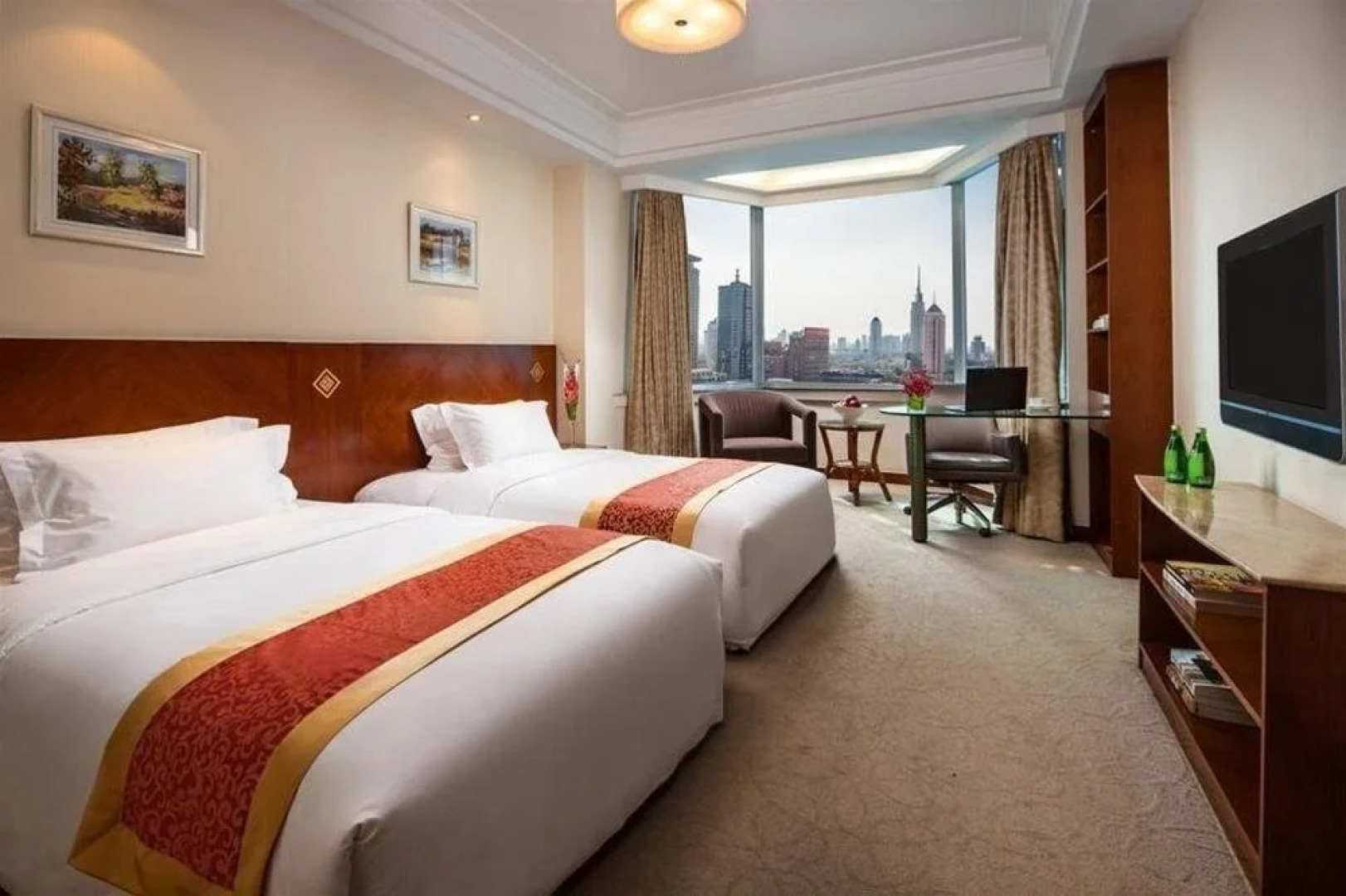 Jinan Luneng Xinyi Hotel