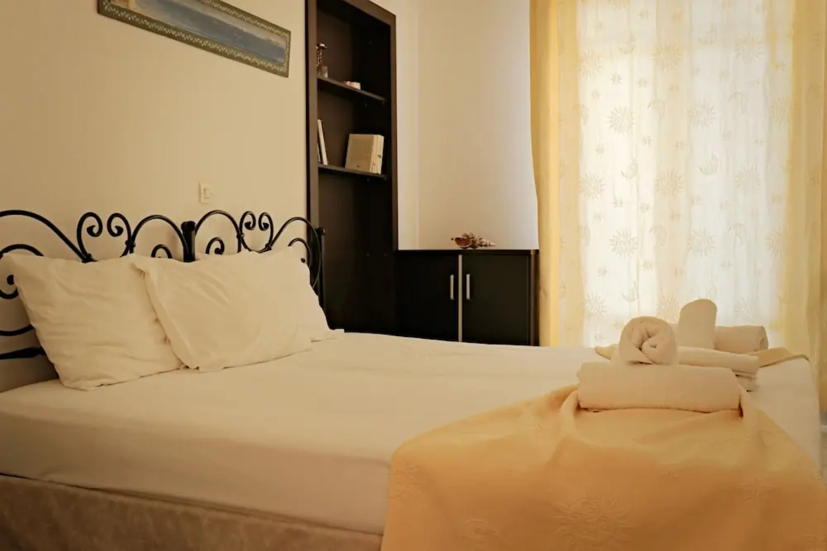 Ailouros summer hotel