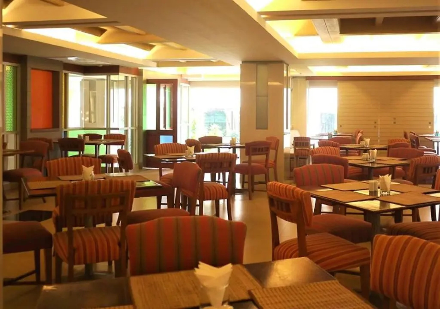 Long Beach Cha-Am Hotel