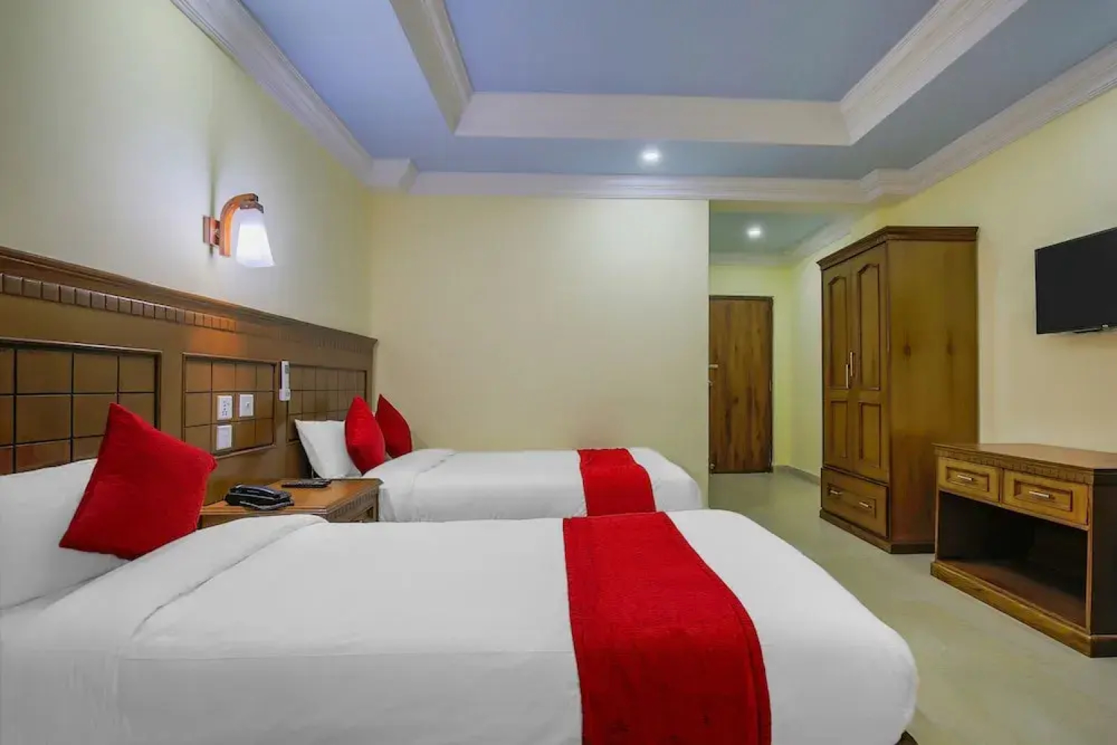OYO 417 Hotel Lacoul Inn