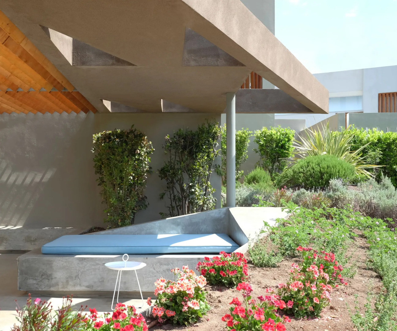 Thalatta Seaside Hotel