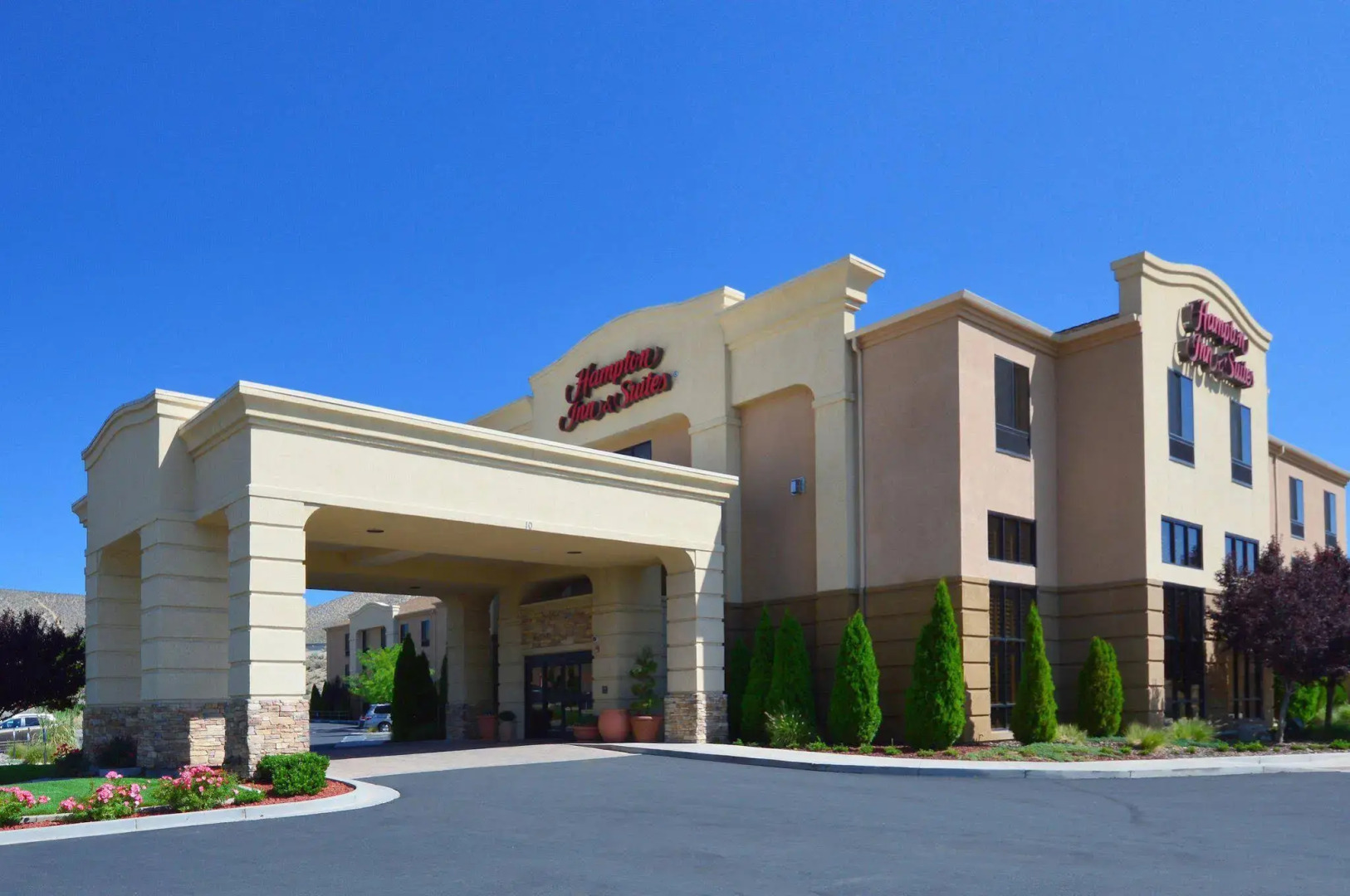 Hampton Inn & Suites Carson City