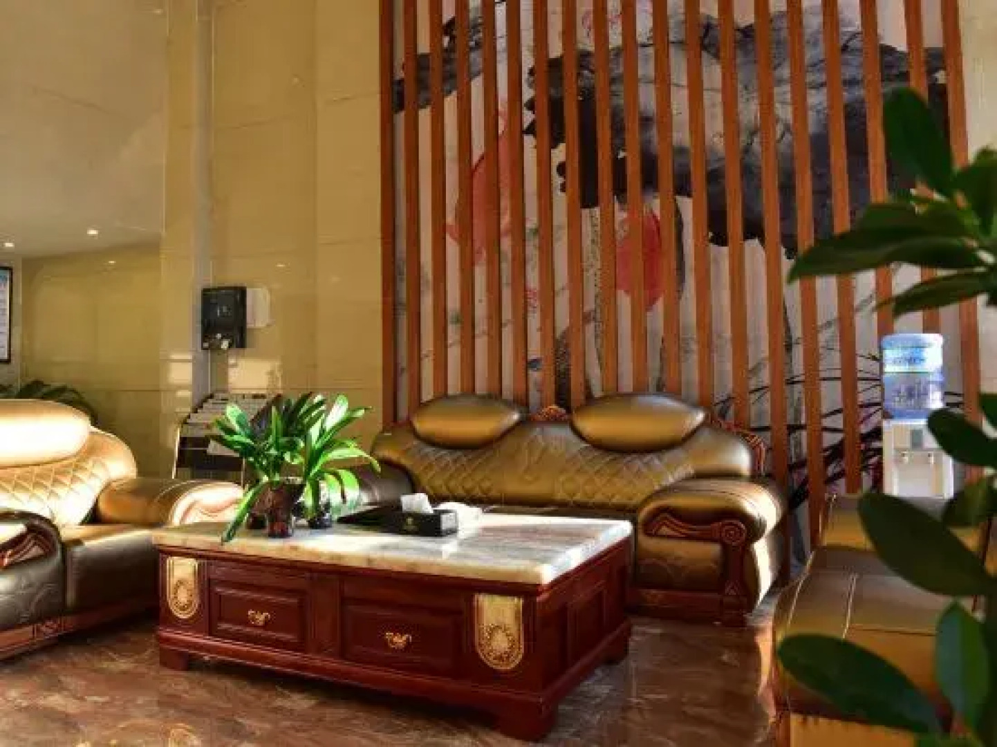 Q+ Treasure Palace Hotel