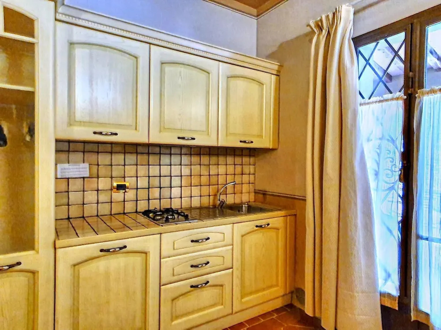 Apartment in Monteverdi Near Wine Tours