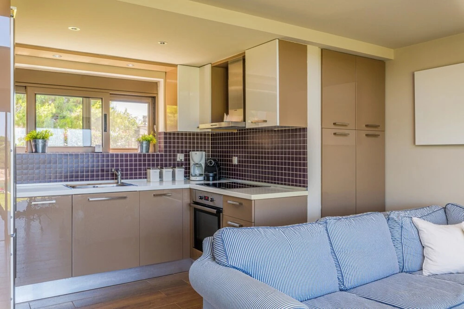 Villa Idyle-Luxury Beachfront Property