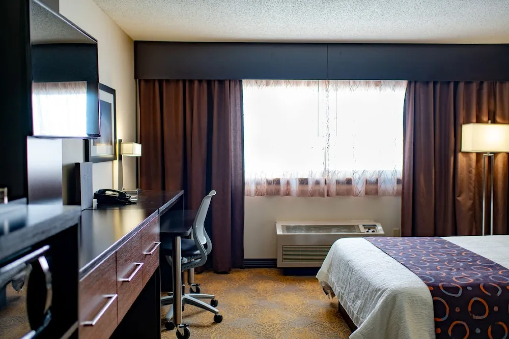 Royal River Casino and Hotel