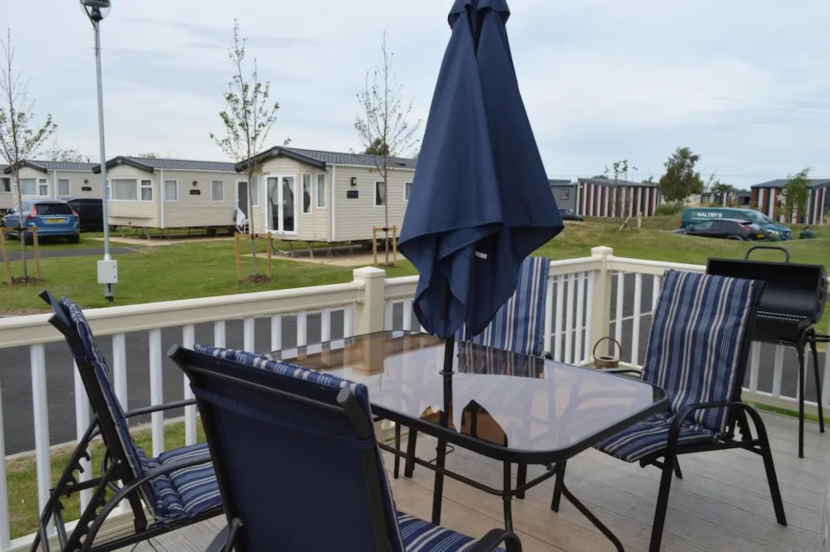 Tattershall Lakes Luxury Caravan With Hot tub