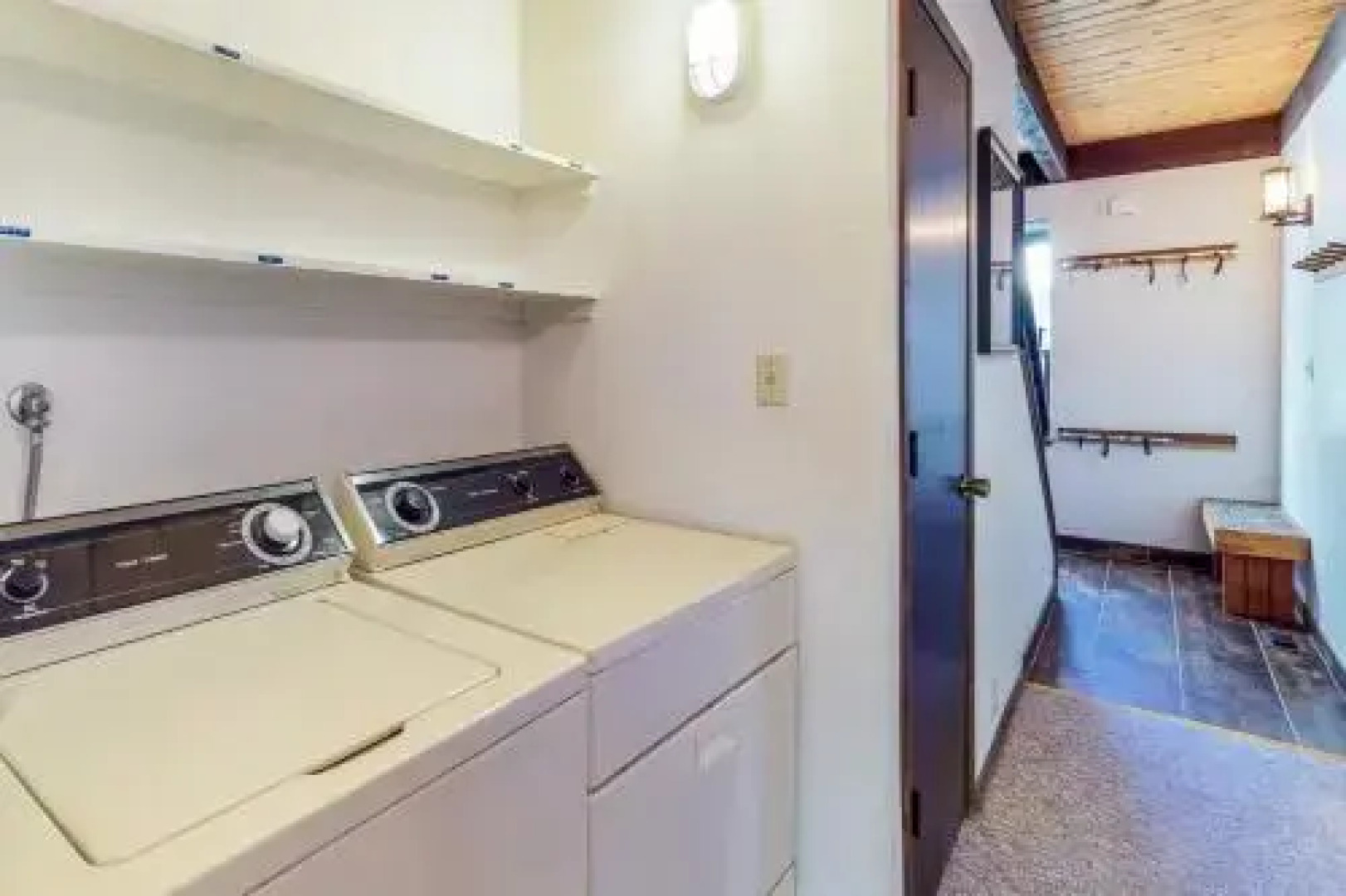 Kings Beach Retreat-Kingswood Village #140