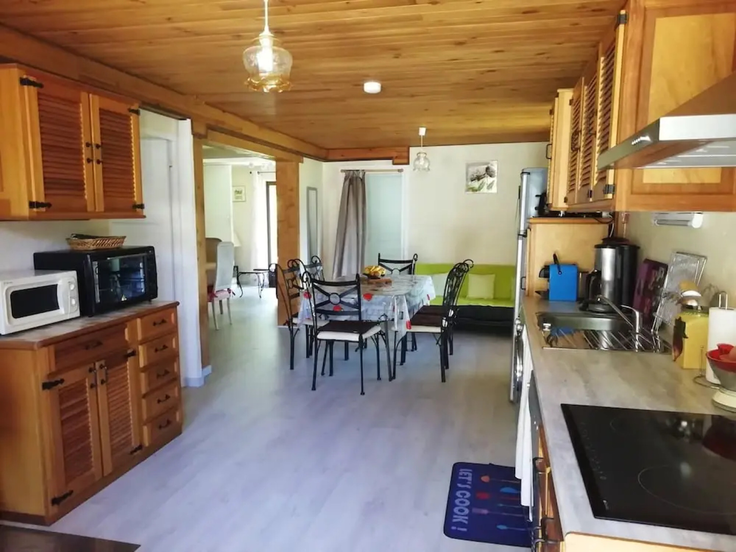 Apartment with 2 Bedrooms in Saint-Rambert-En-Bugey, with Wonderful Mountain View, Enclosed Garden And Wifi