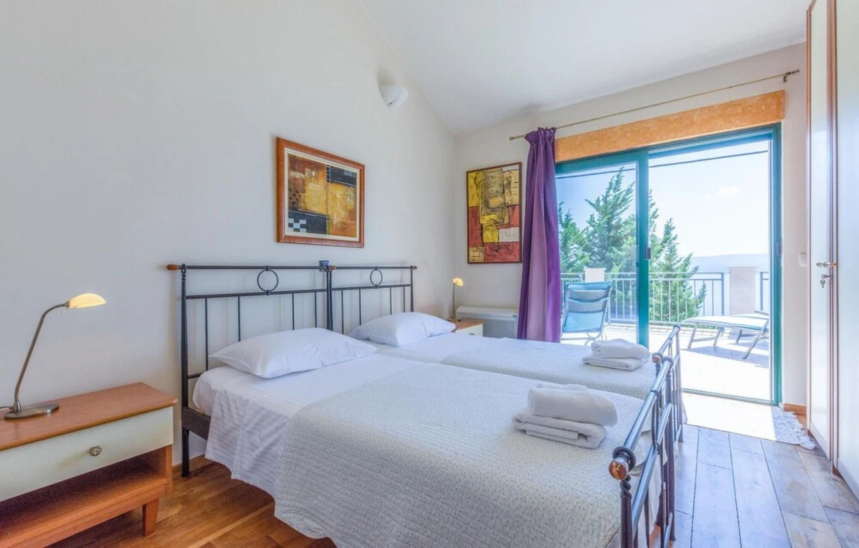 Beautiful Home in Mimice With Wifi and 3 Bedrooms