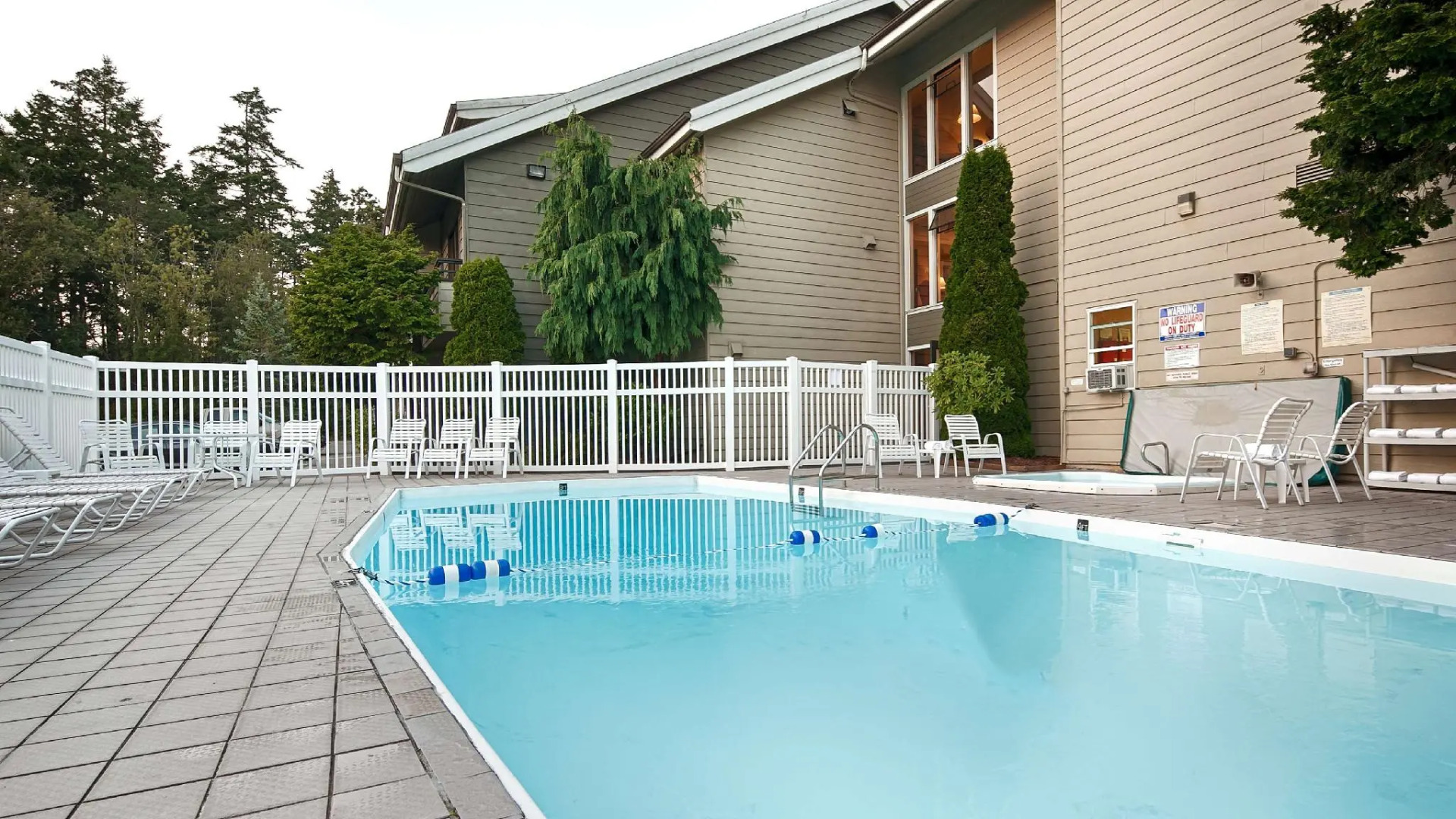 Best Western Plus Oak Harbor Hotel & Conference Center