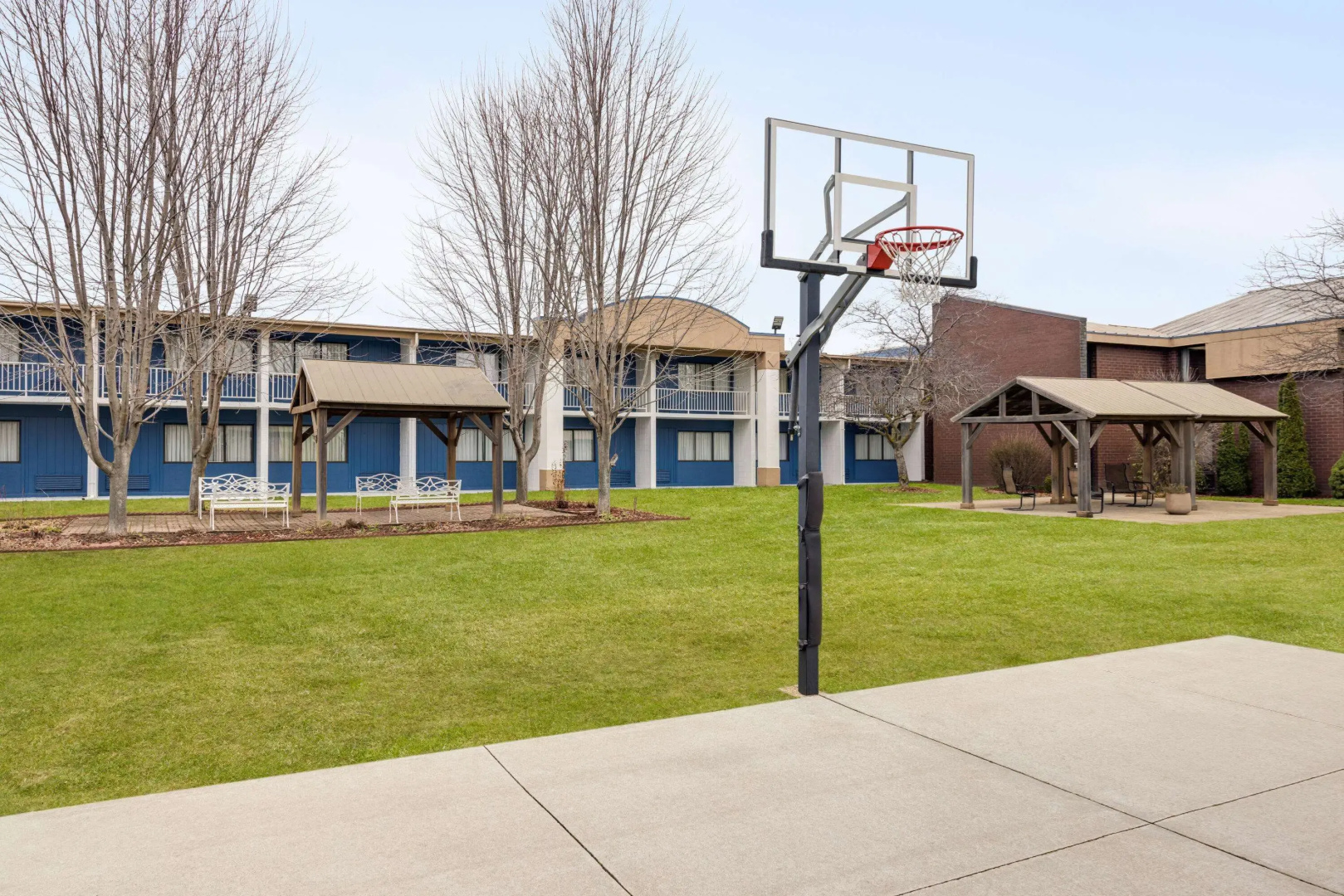 AmericInn by Wyndham Grand Rapids Airport North