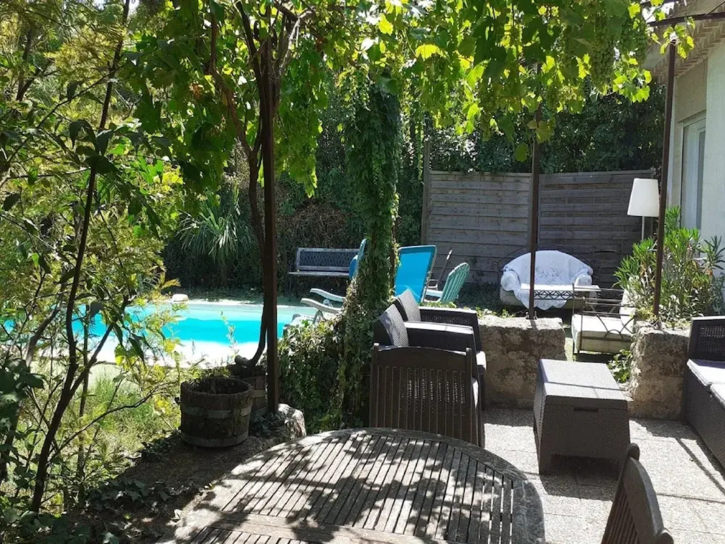 Nice Villa in Morieres-les-avignon With Pool