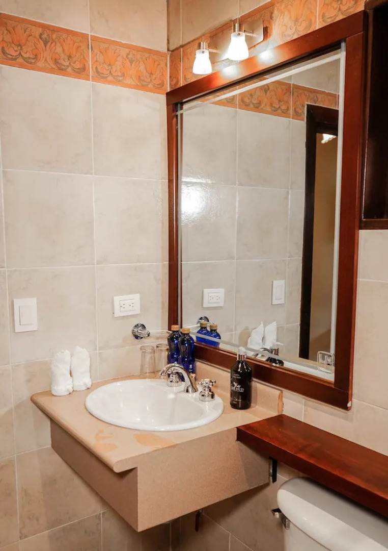 Uzhupud Garden Hotel & lodge