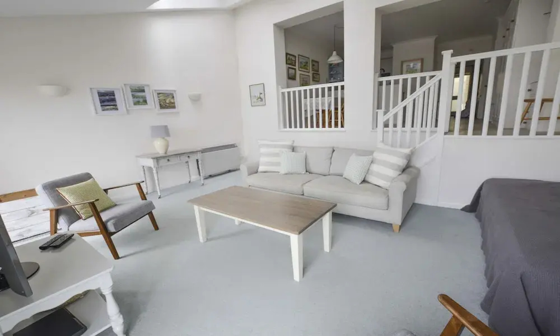 Clifton Court Apt 16 With Heated Pool