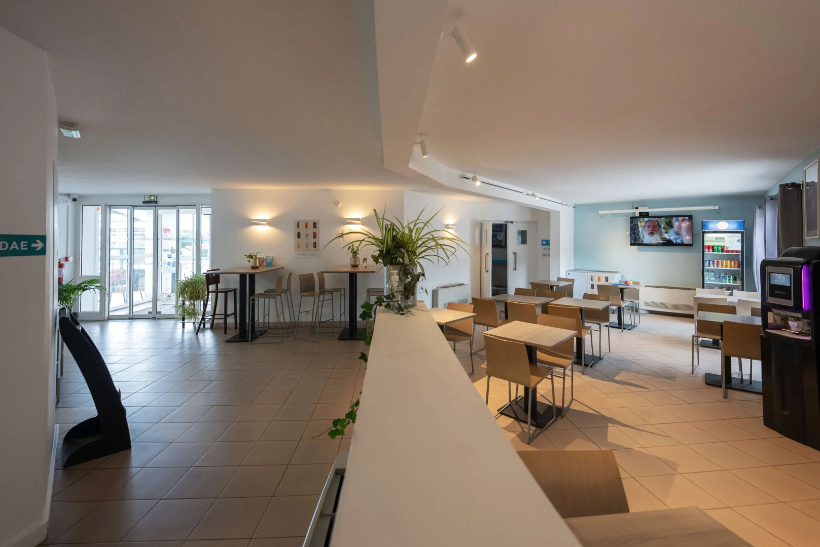 Kyriad Direct Perpignan Nord – Aéroport