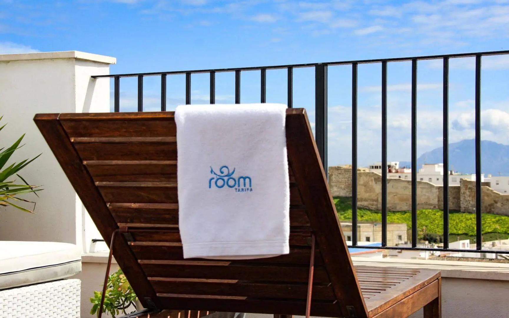 Room Tarifa