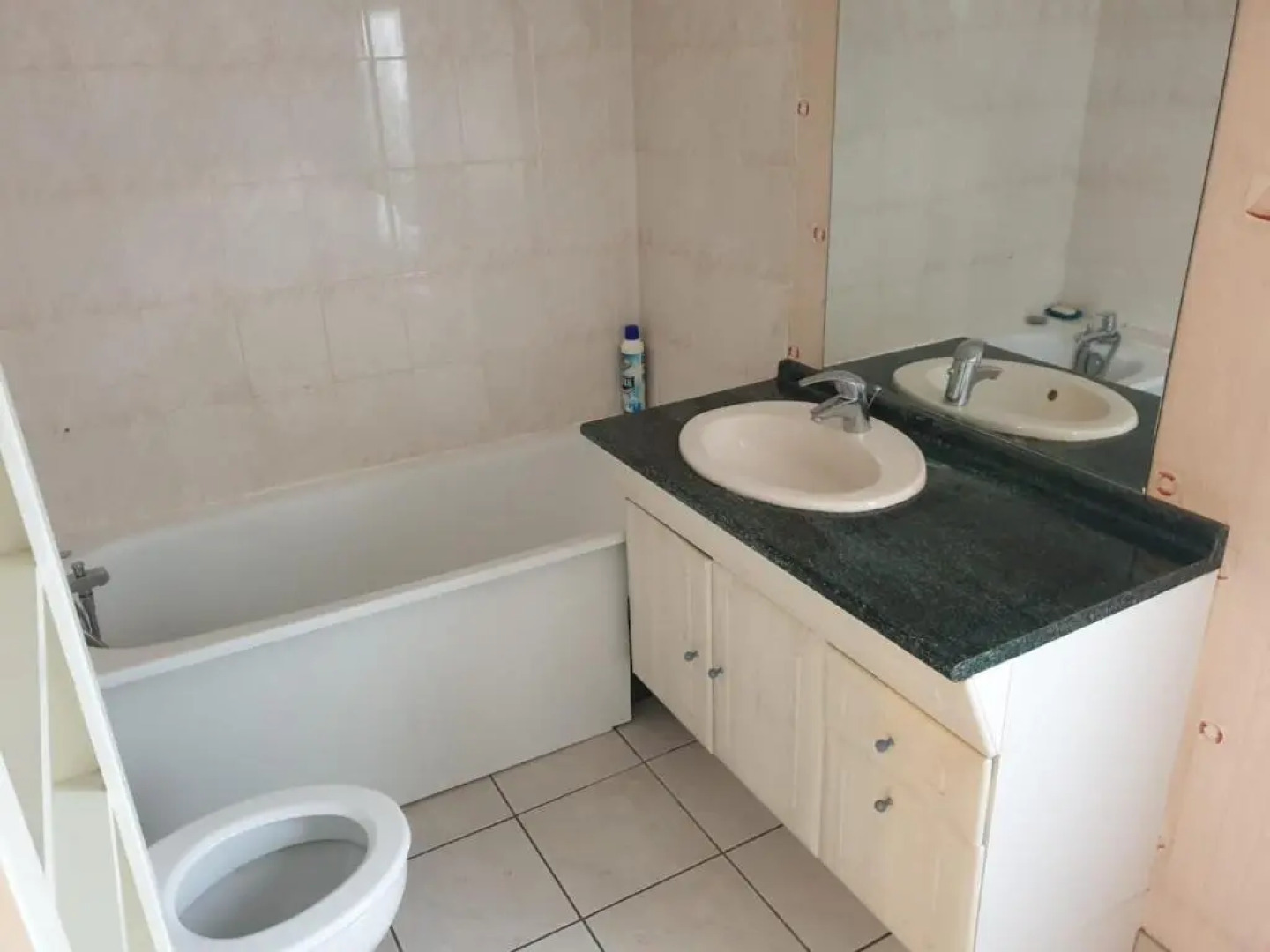 Auberge  KAMA - Hostel