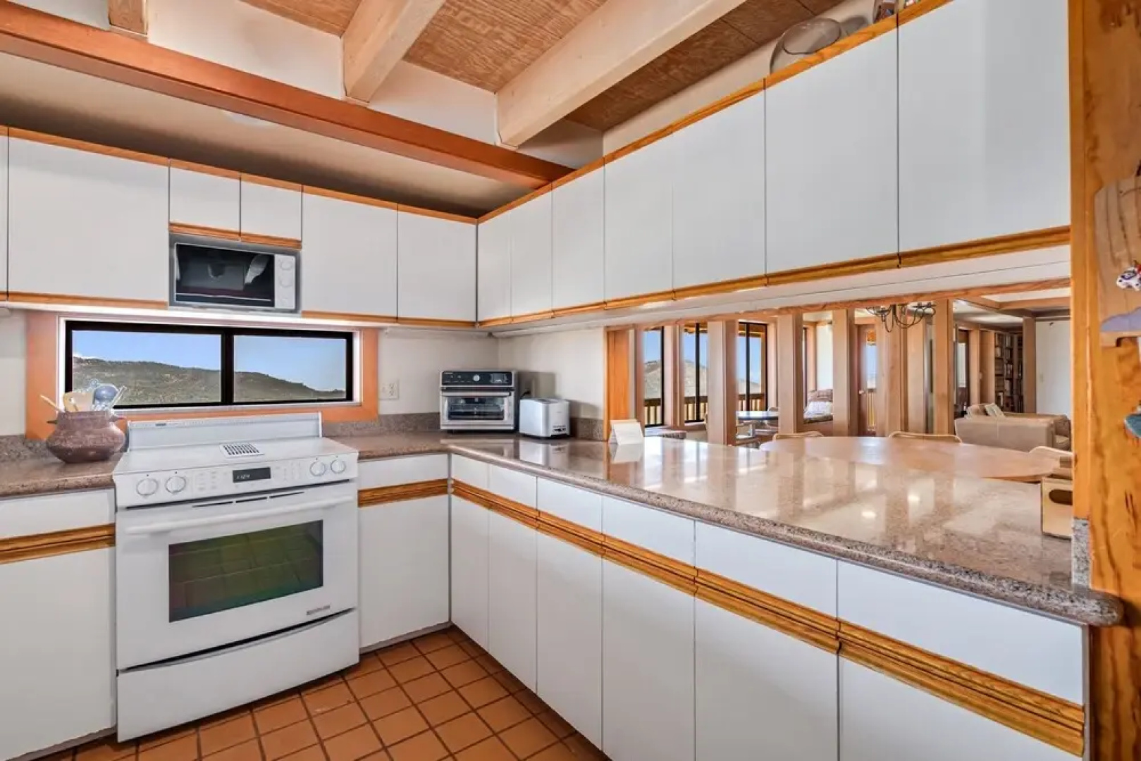 Priest Ranch - Peaceful Home With Pool 3 Bedroom Home