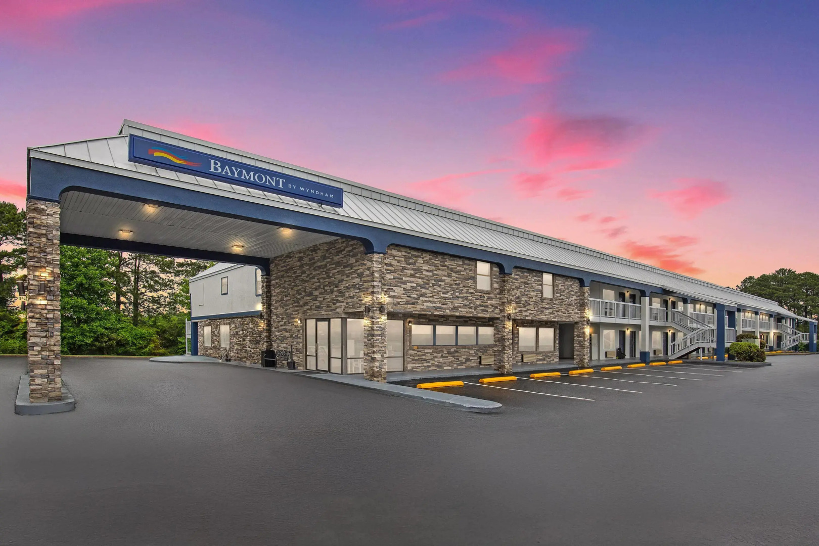 Baymont by Wyndham Richburg/Chester Area