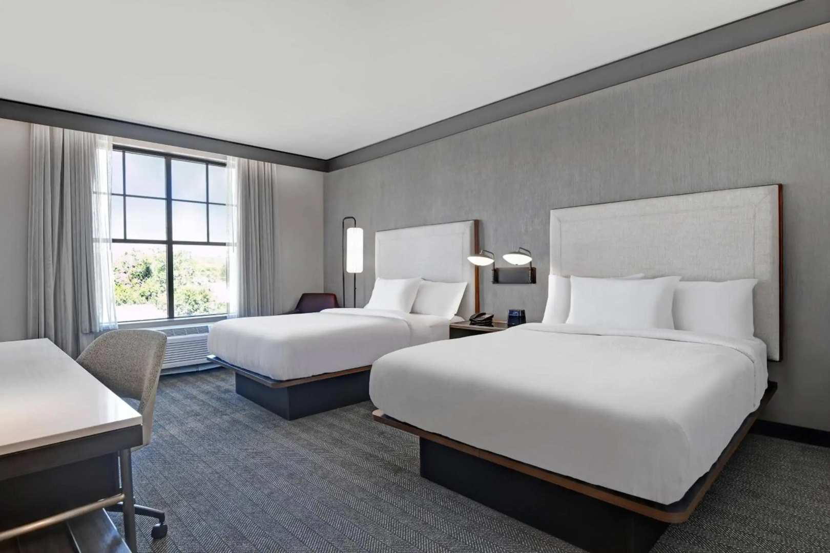 Courtyard by Marriott Manhattan Aggieville