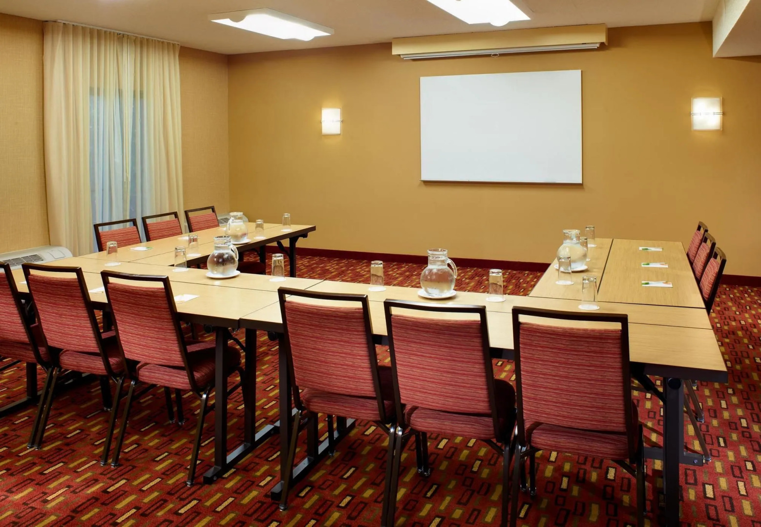 Courtyard by Marriott St Louis Creve Coeur