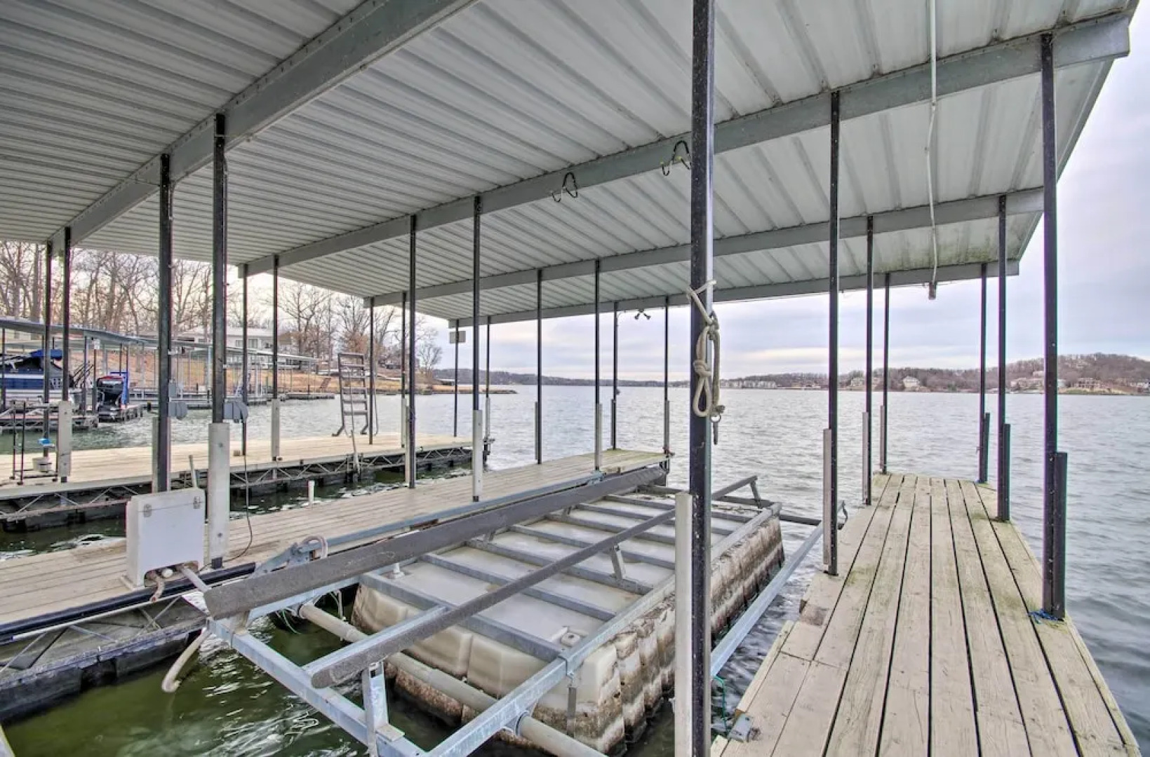 Sunrise Beach Cottage w/ Dock & Boat Launch!