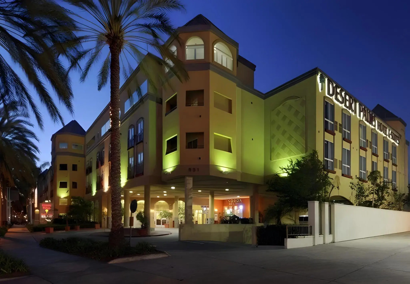 Desert Palms Hotel & Suites