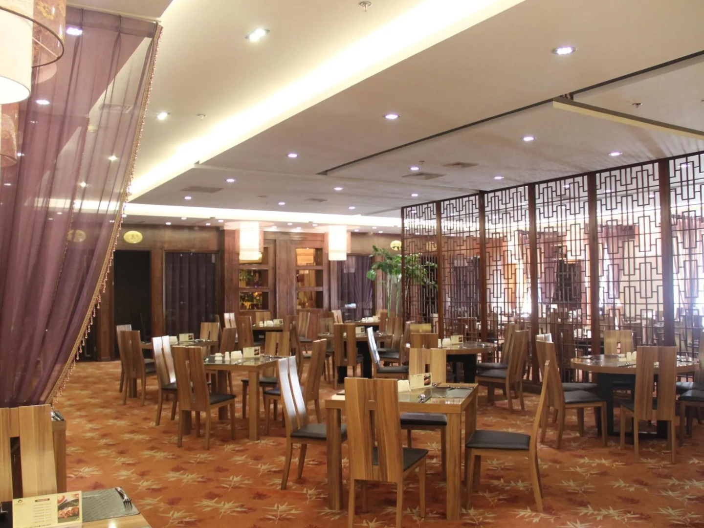 Yanji Yanbian International Hotel