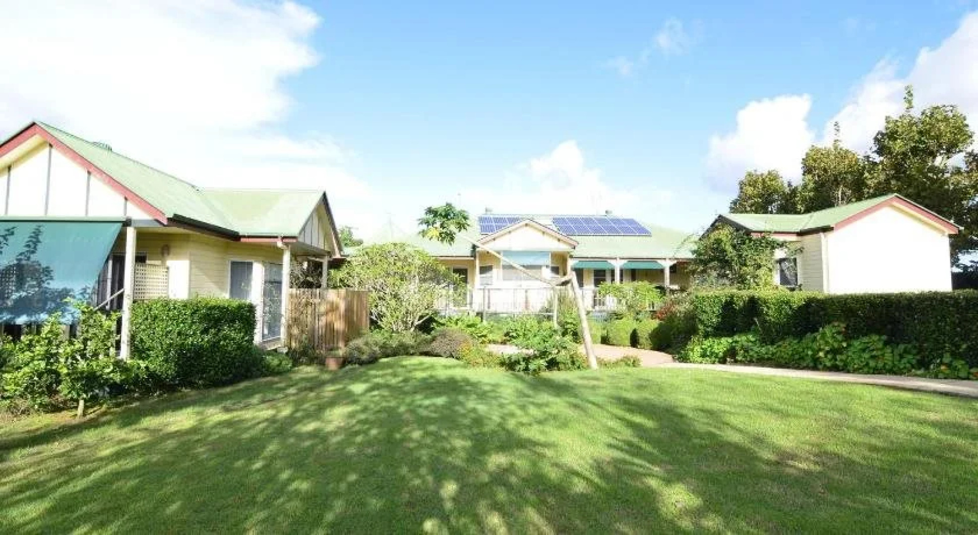 Rosevillehouse Bed & Breakfast