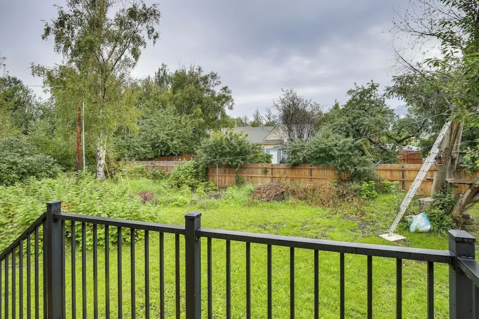 Serene Palmer Home: Walk to Downtown & Riverfront!
