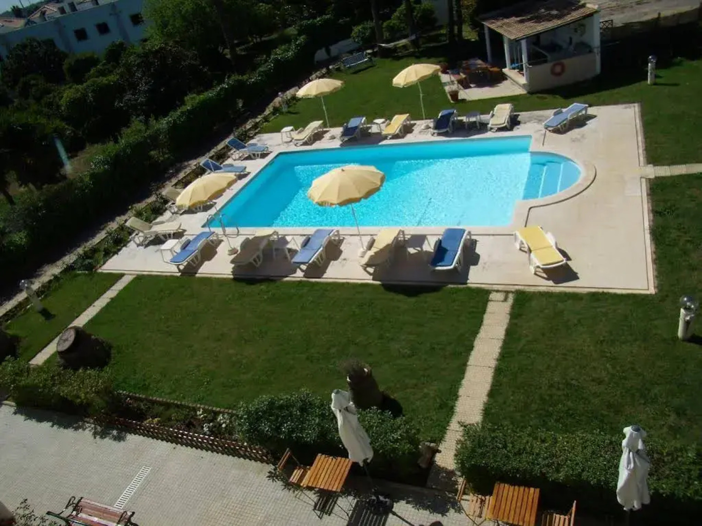 Residence 1000 Roses