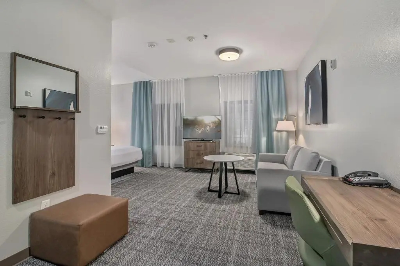 Staybridge Suites University Area by IHG