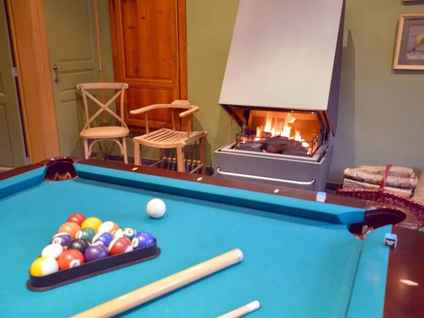 Lovely Holiday Home In Mettet With Garden