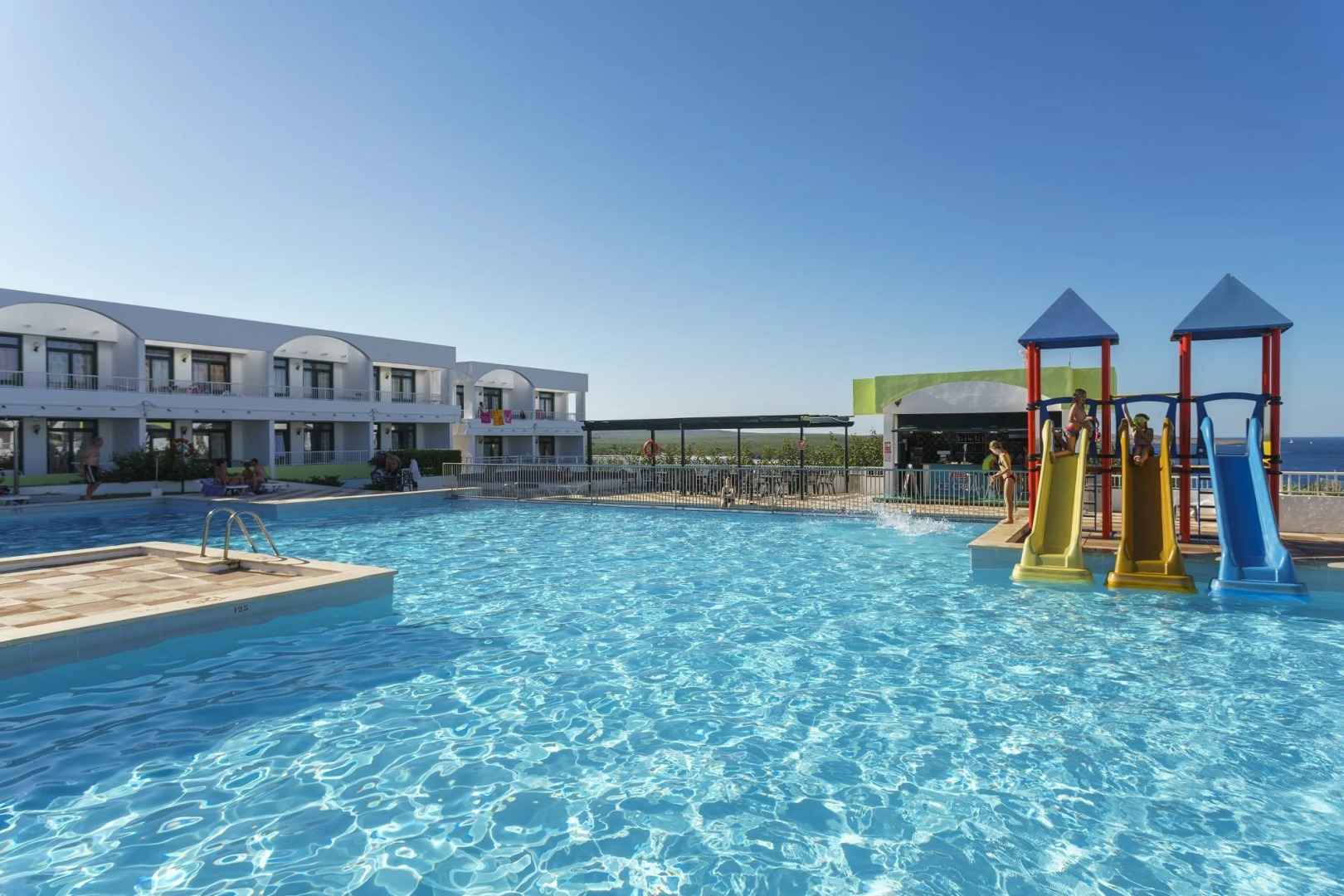 Aparthotel Beach Club