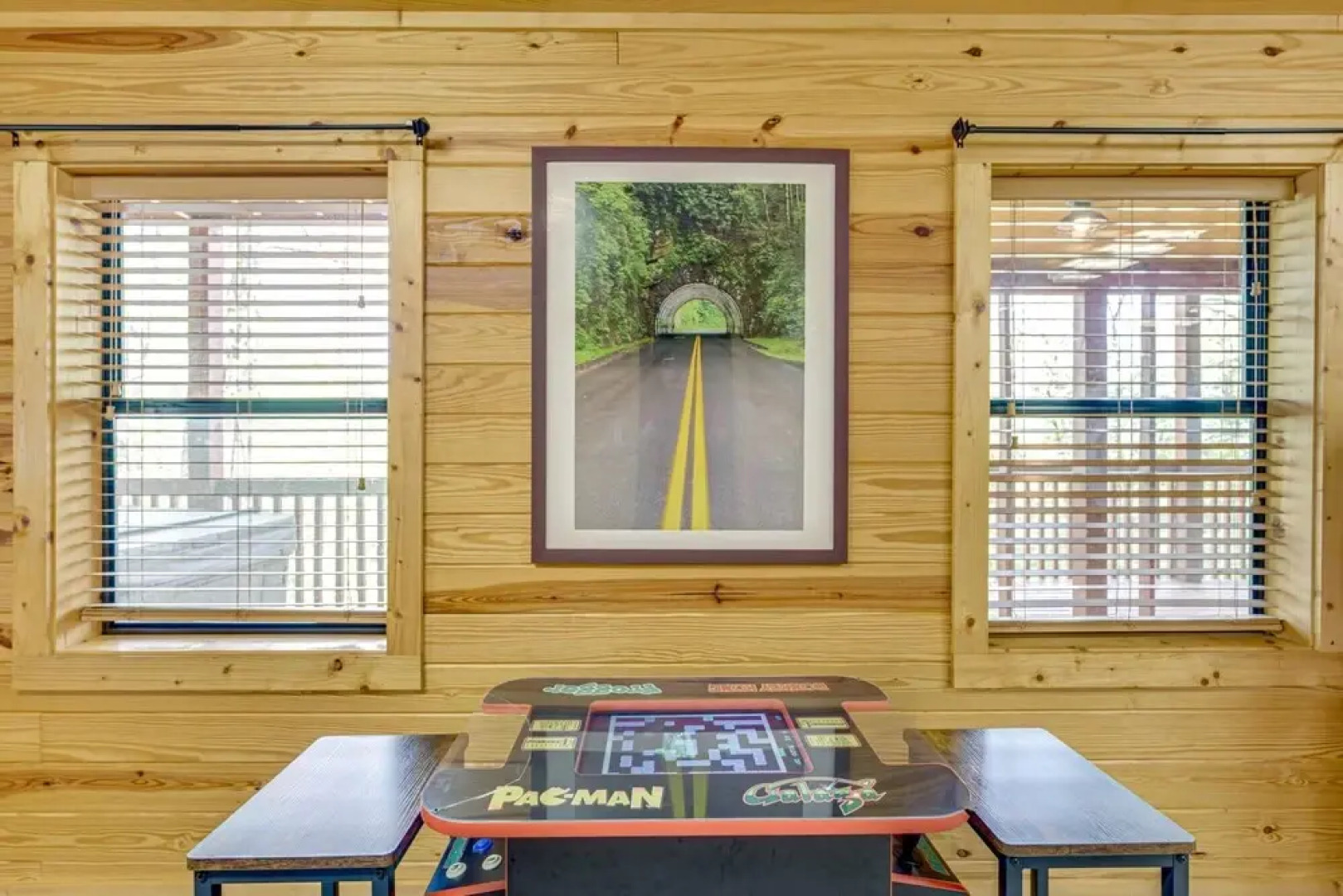 Sage Grass Retreat Wears Valley Cabin w Hot Tub Game Room Wraparound Deck