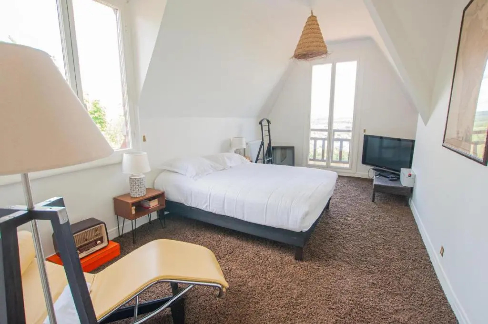 Villa avec vue et piscine à moins d'1h de Paris