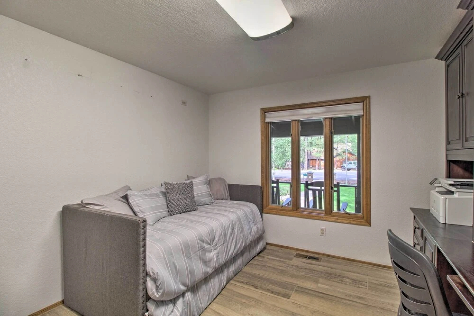 Chic Pinetop Retreat w/ Separate Apartment!