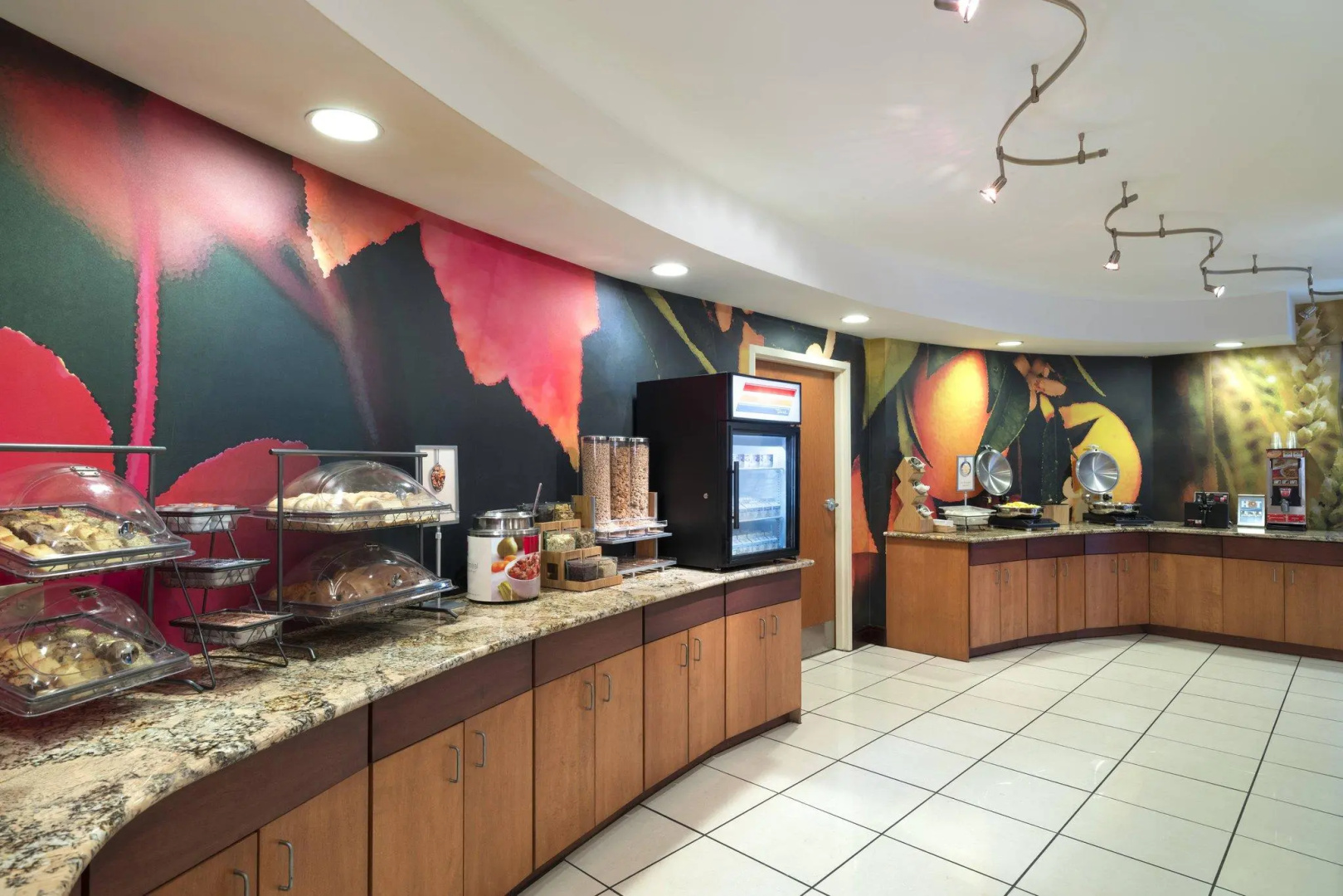 Fairfield Inn & Suites by Marriott State College