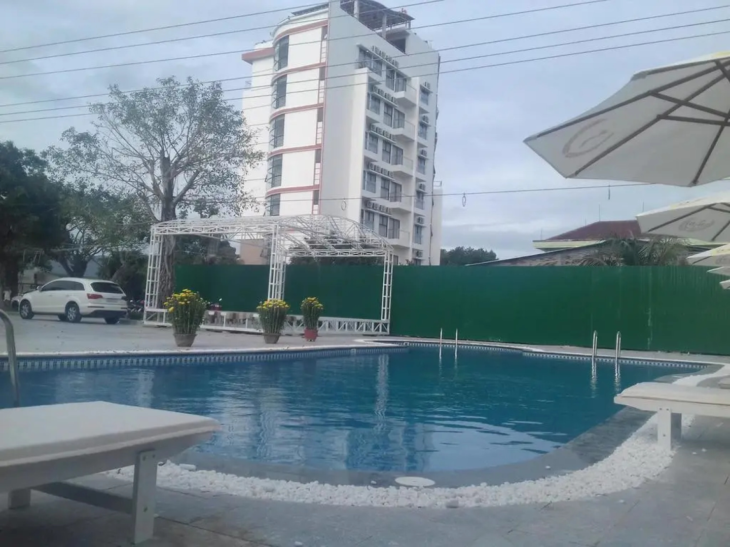 White Sand Cam Ranh Hotel