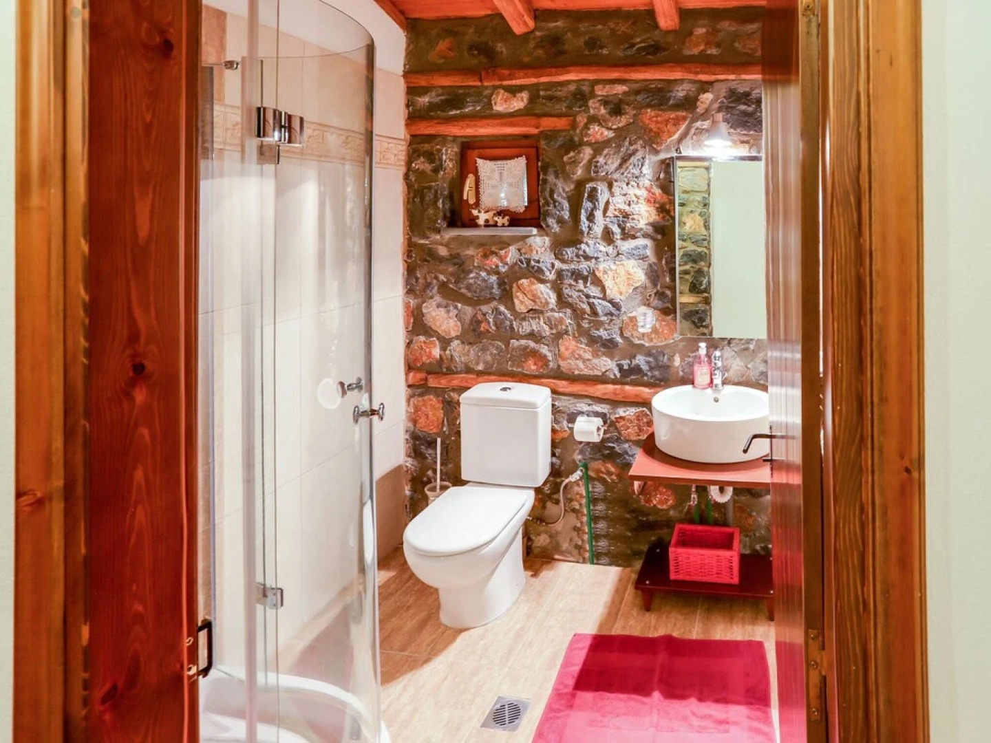 Quaint Holiday Home in Pella with Garden