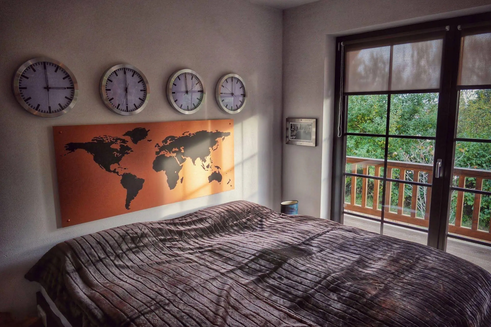 Road Stop Neandertal