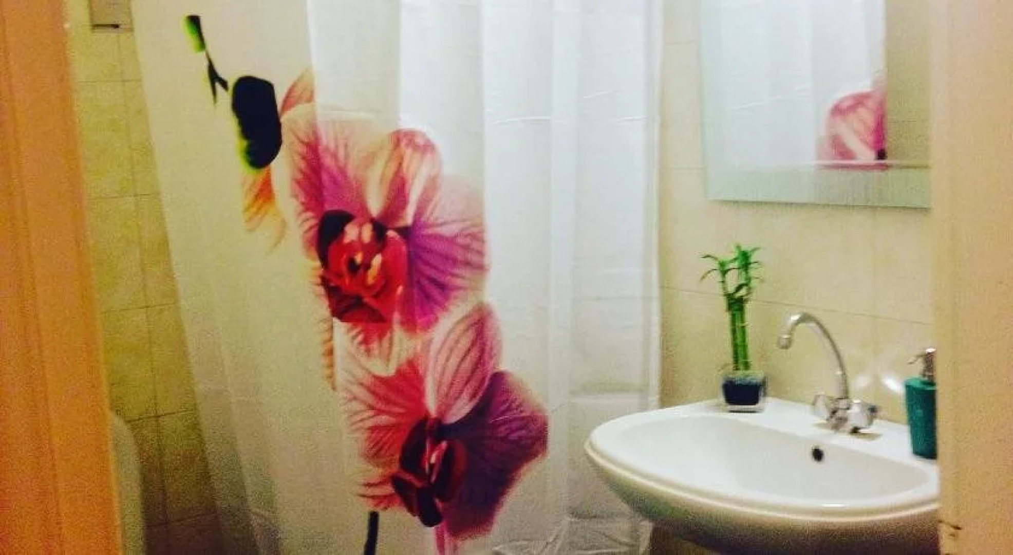 Golden Star Apartments