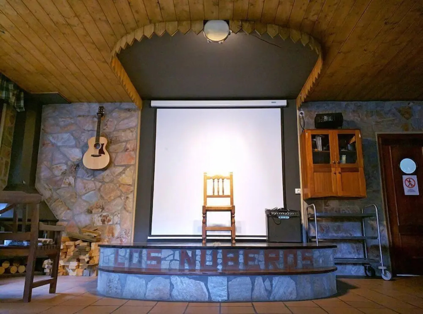 Albergue Los Nuberos - Hostel