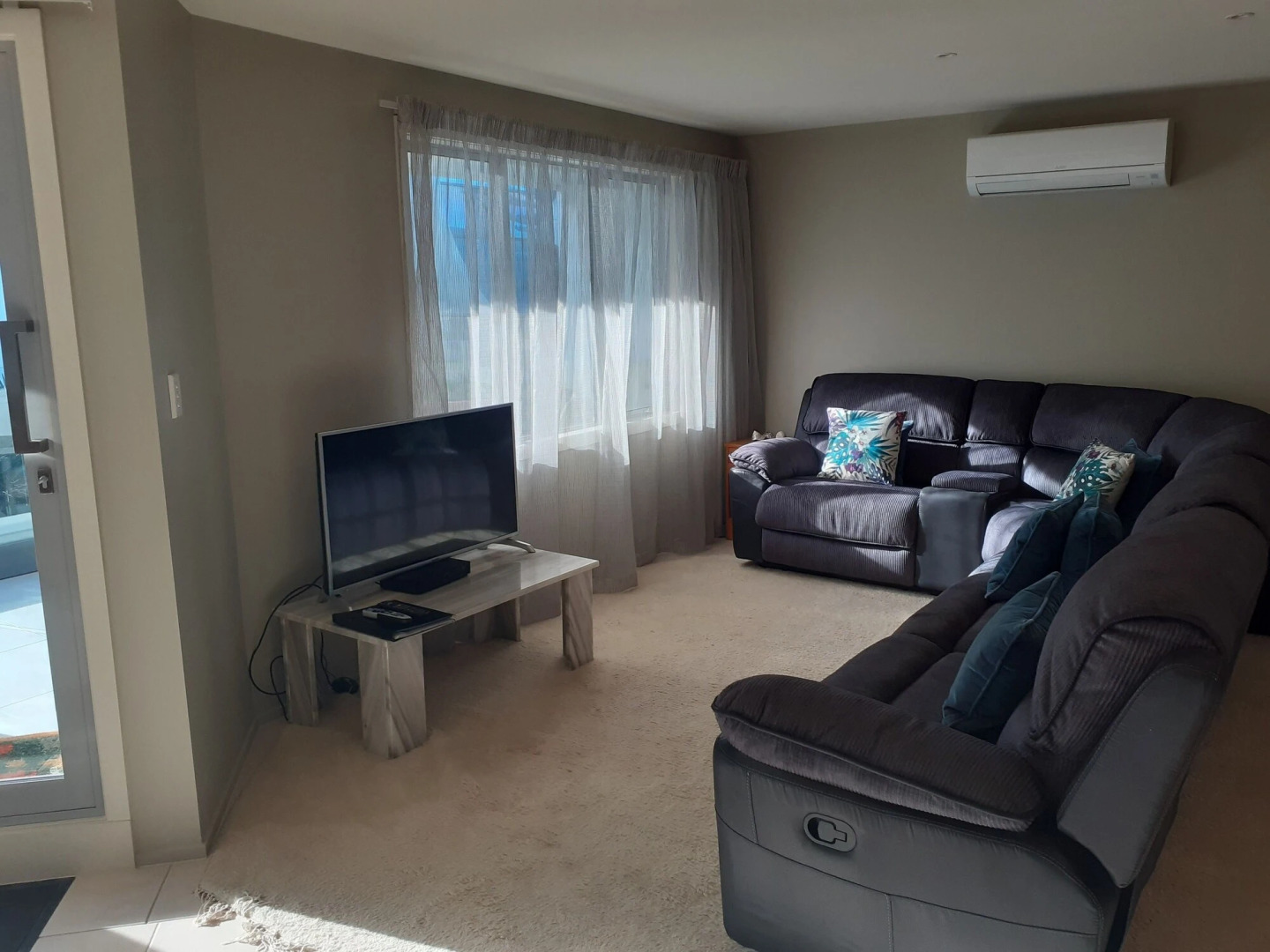 The Pavilions Beachfront Apartments