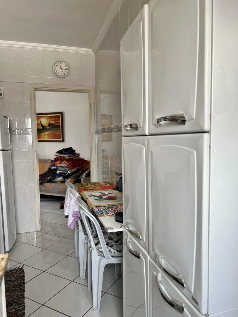 Apto Jóia 2 Dormitórios 200 Metros da Praia